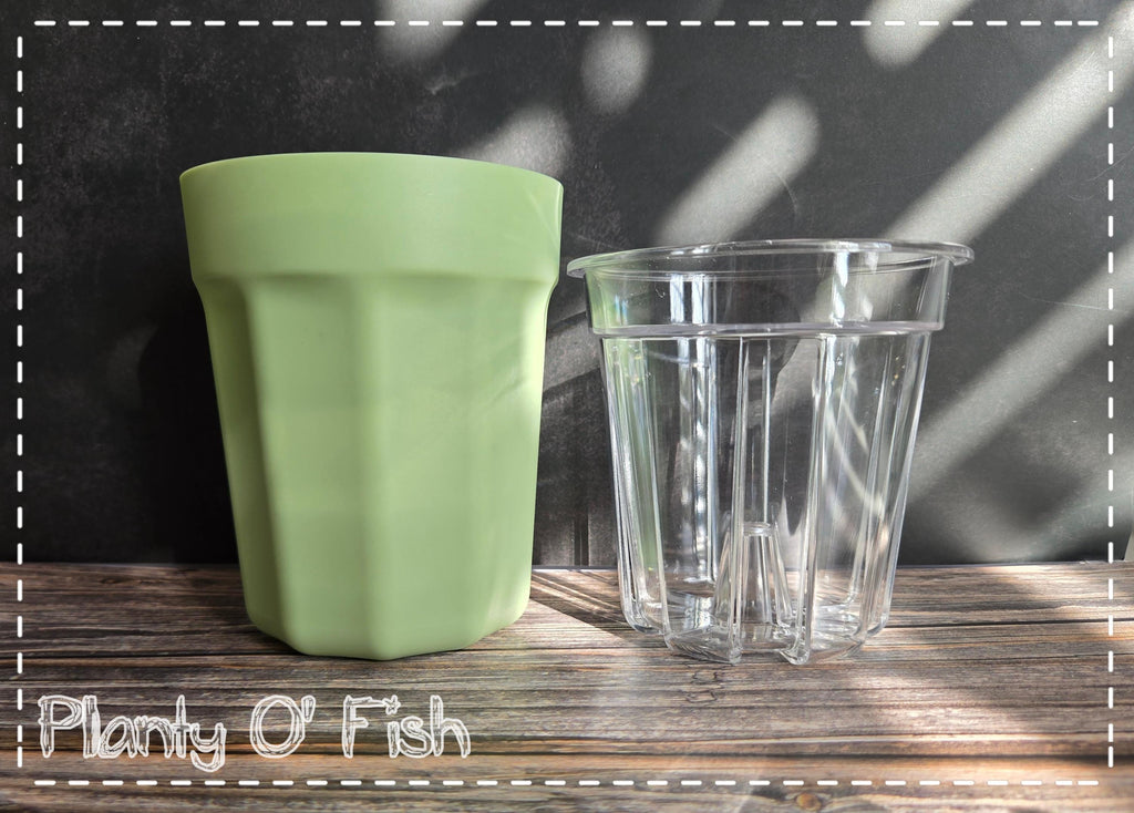 Minimalist self-watering pot (Not 3D printed)